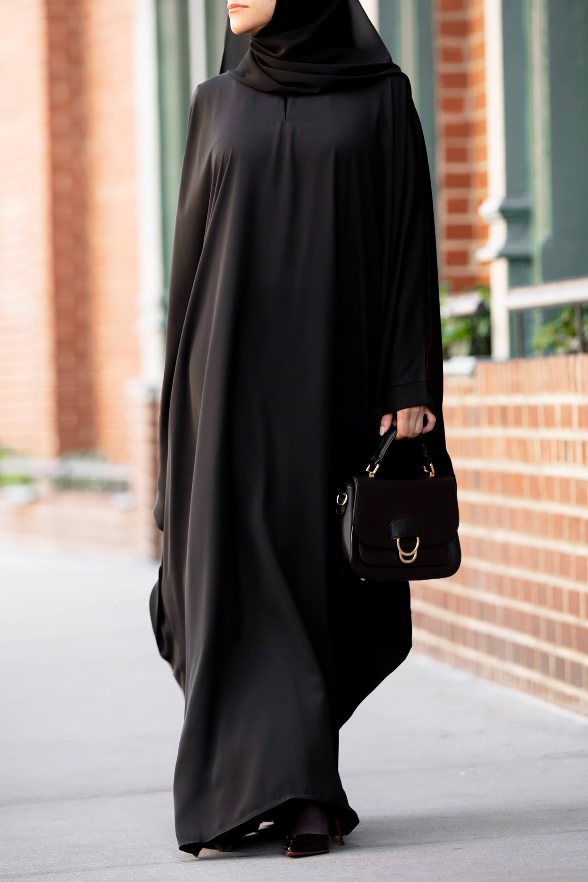 Liana Abaya – Al Shams Abayas